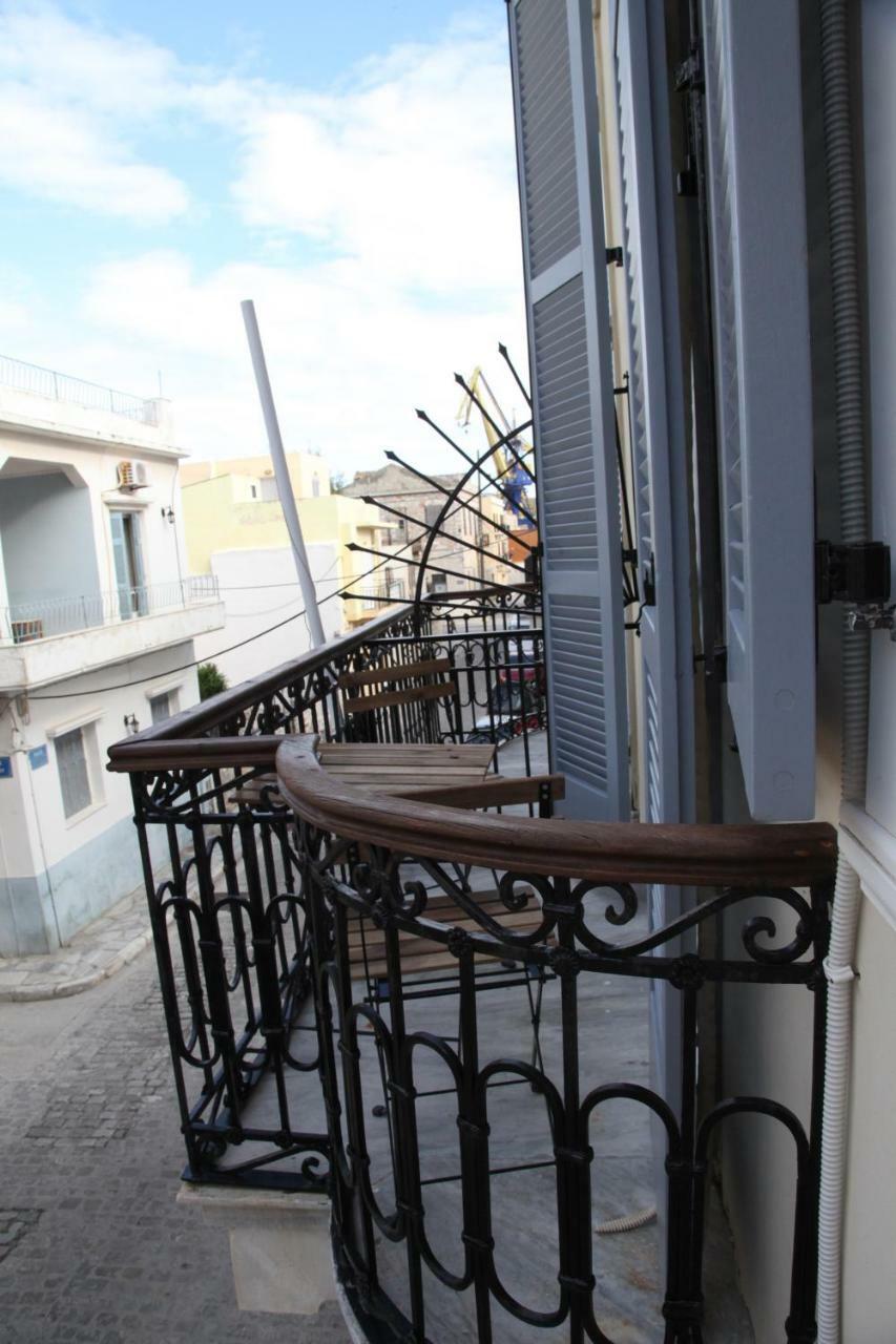 Fiera Guesthouse إرموبولّي المظهر الخارجي الصورة