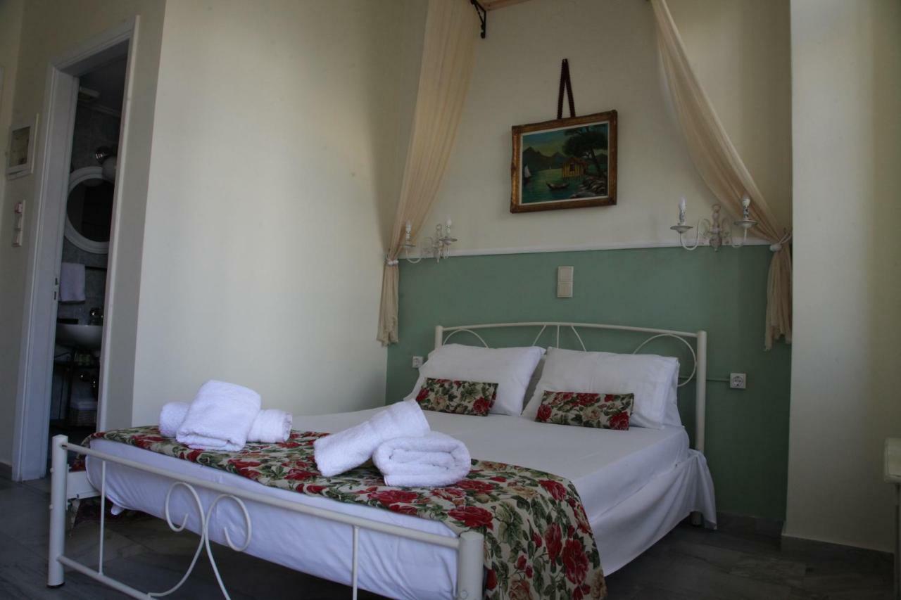 Fiera Guesthouse إرموبولّي المظهر الخارجي الصورة
