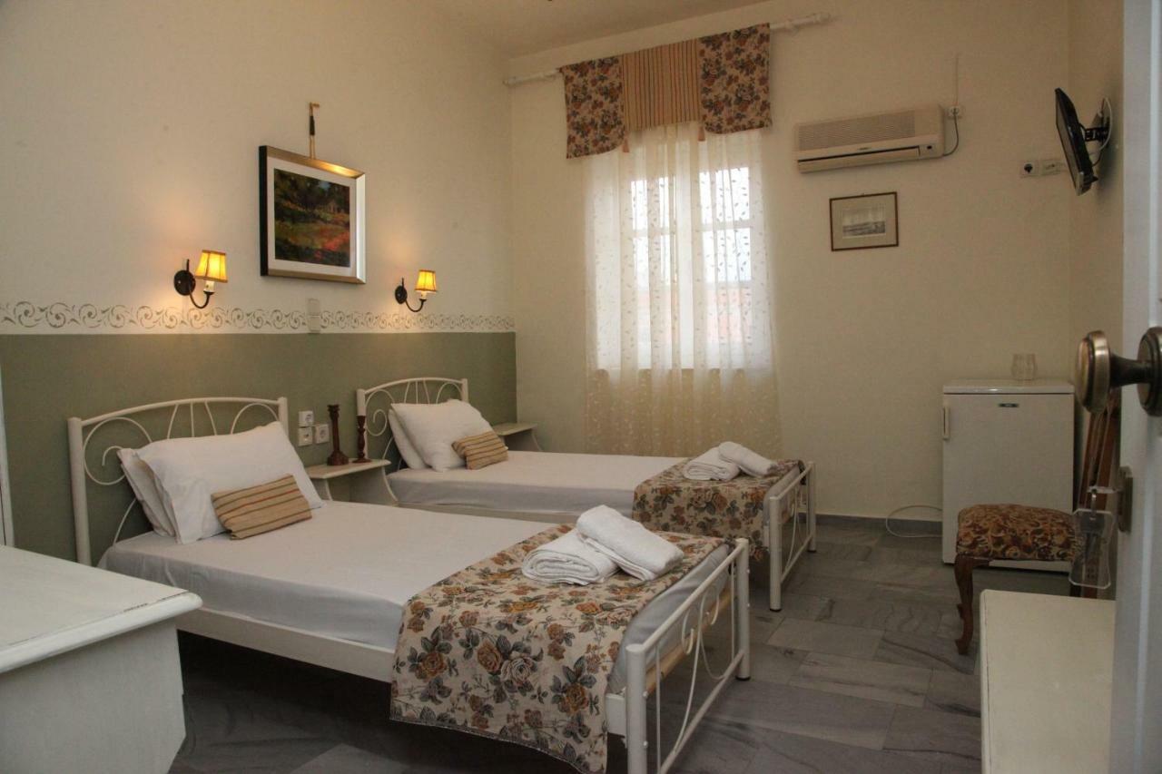 Fiera Guesthouse إرموبولّي المظهر الخارجي الصورة