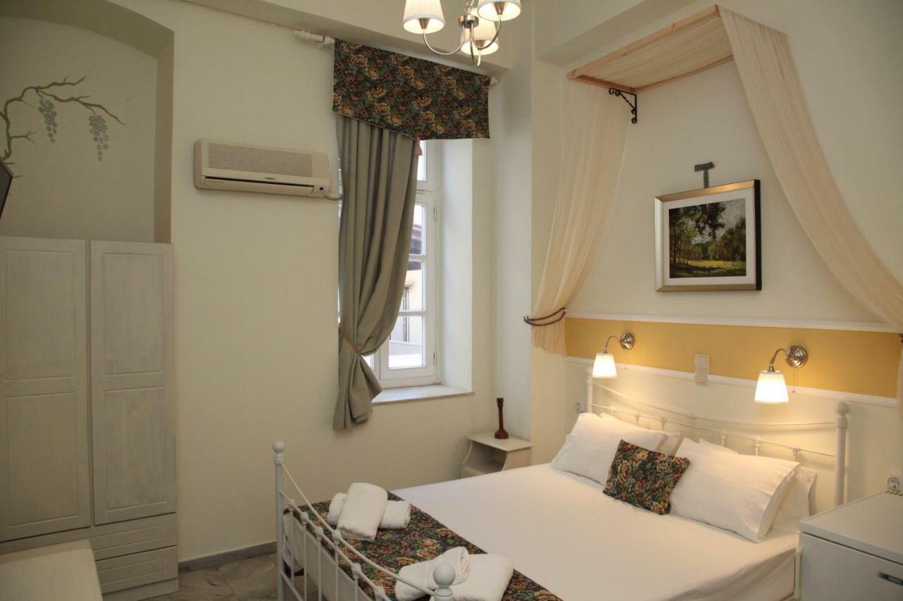Fiera Guesthouse إرموبولّي المظهر الخارجي الصورة